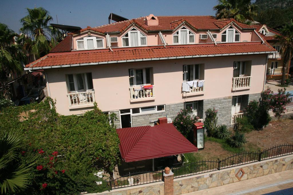 Barbaros Apart Hotel Турунч Екстер'єр фото